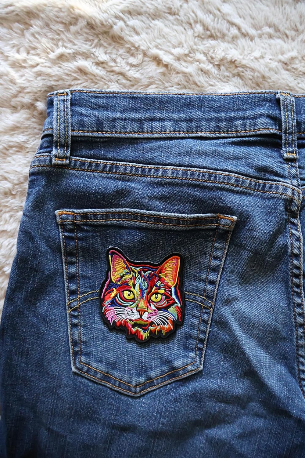 Cat Patch – Cute and Realistic Embroidered Feline Applique for Jackets, Backpacks, Hats, Bags, and DIY Craft Projects